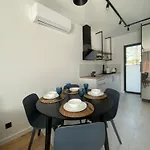 Sorella House *