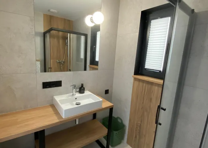 Sorella House סיאנוז'טי